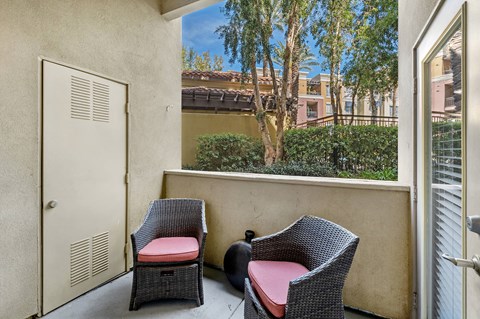 Model Patio at Town Center Apartments in Santa Clarita CA