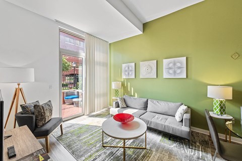 The Bradley Braddock Road Station Apartments