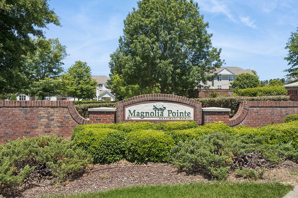 Monument at Magnolia Pointe Apartments in Durham NC