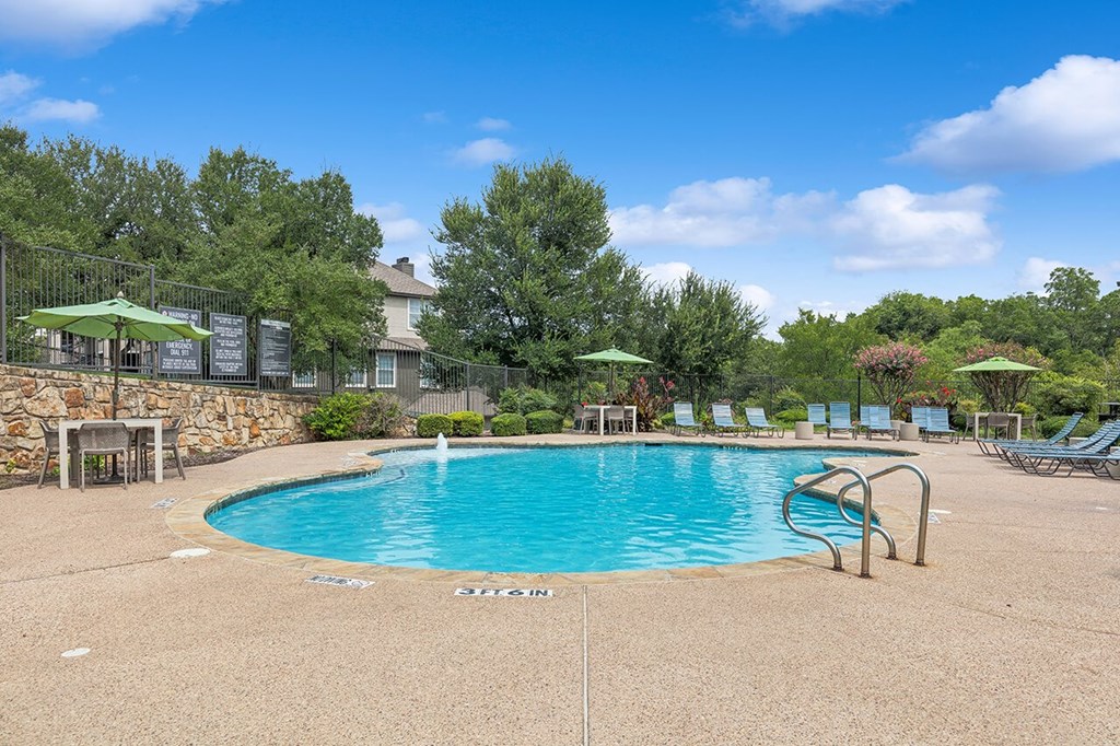Swimming pool at Cypress View Villa Apartments in Weatherford TX