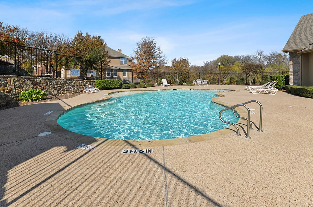 Swimming pool at Cypress View Villas Apartments in Weatherford TX