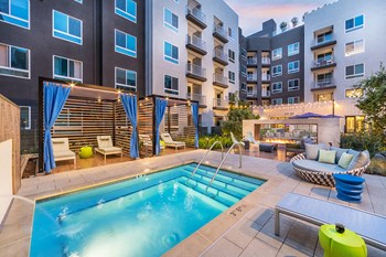 Pool Atmosphere Spa at Dusk at Aura Apartment Homes in Orange CA - Photo Gallery 15