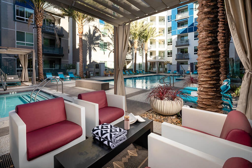 Pool Luminescence Cabana Chairs and Table at Chroma Apartment Homes in Canoga Park CA