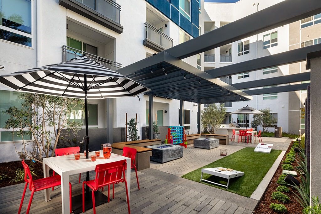 Pool Luminescence Game Lawn at Chroma Apartment Homes in Canoga Park CA