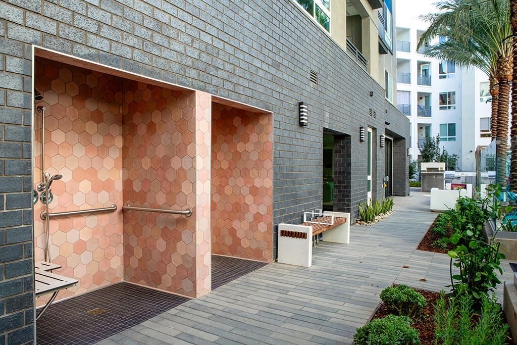 Pool Luminescence Showers at Chroma Apartment Homes in Canoga Park CA