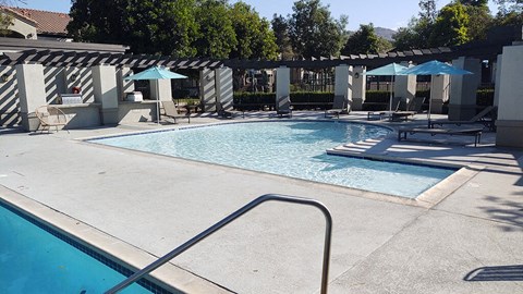Pool spa at Deerwood Apartments in Corona CA