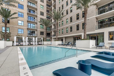 Pool sun shelf at 1010 Waugh Apartments in Houston TX