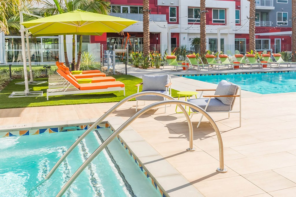 Pool Vibe Spa at Vita Apartment Homes in Orange, CA