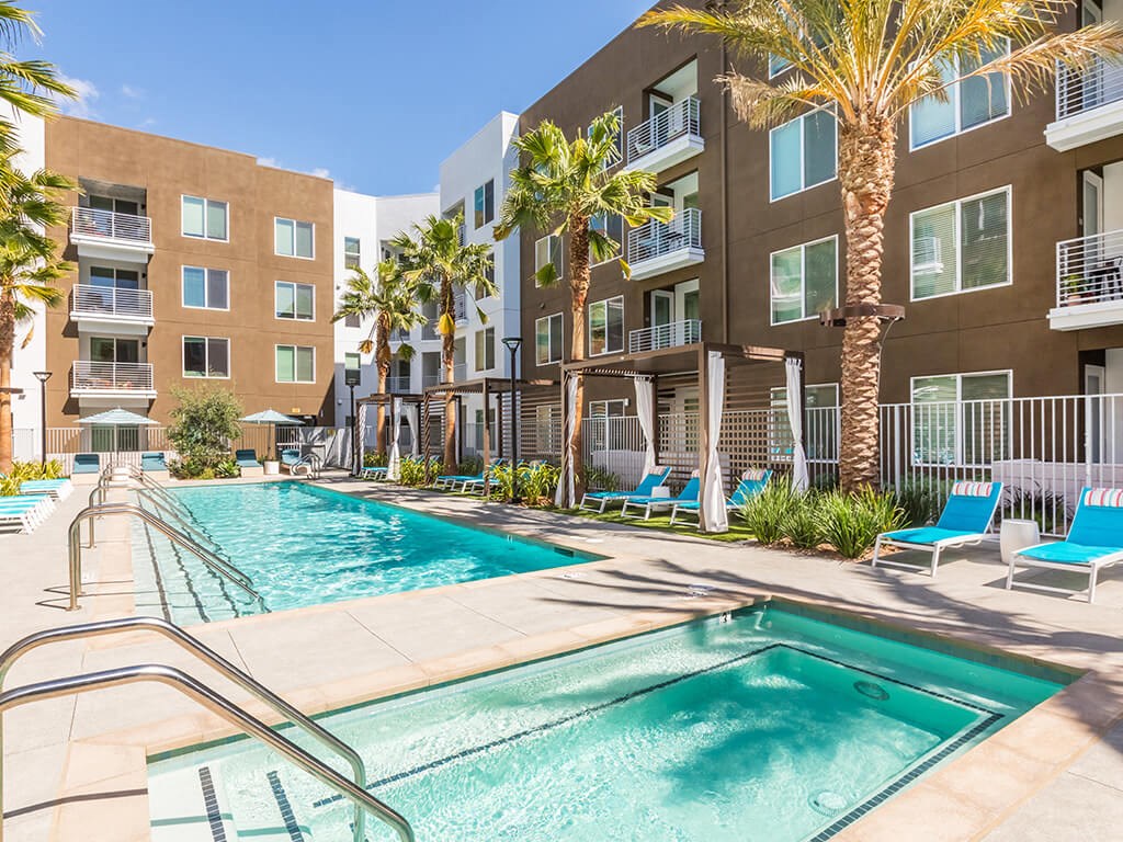 Pool and Spa Close Up at Embark Apartments in Fremont CA
