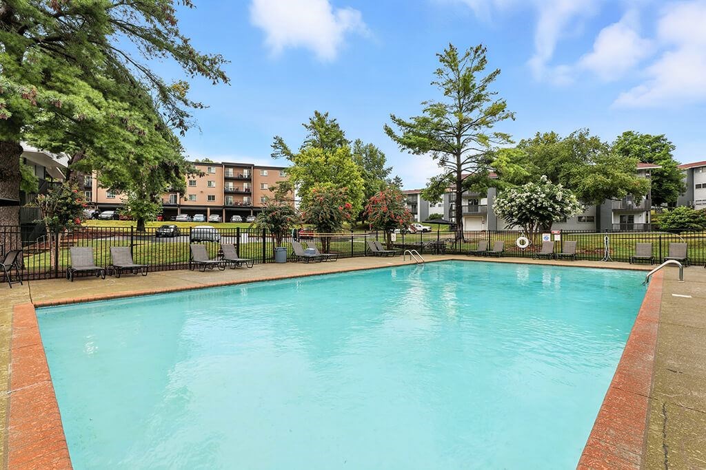 Pool at City Side Flats Apartments in Nashville TN