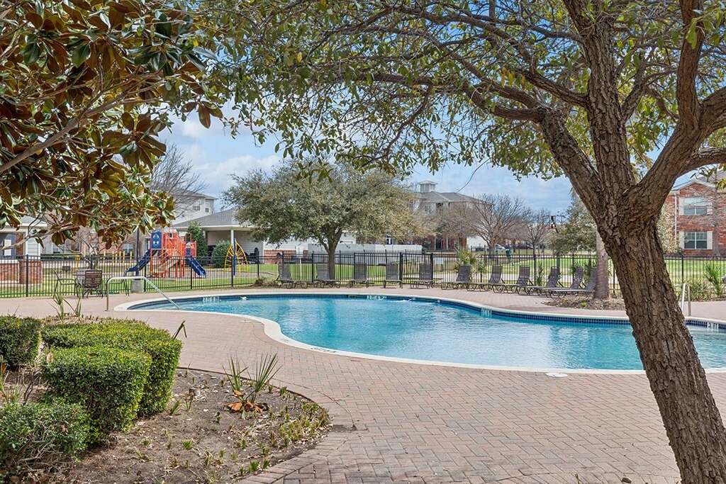 Swimming pool at Ironwood Crossing Apartments and Townhomes in Fort Worth TX