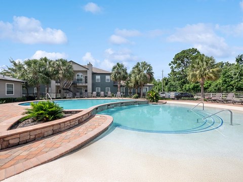Outdoor pool at Fallbrook Ranch in Houston TX