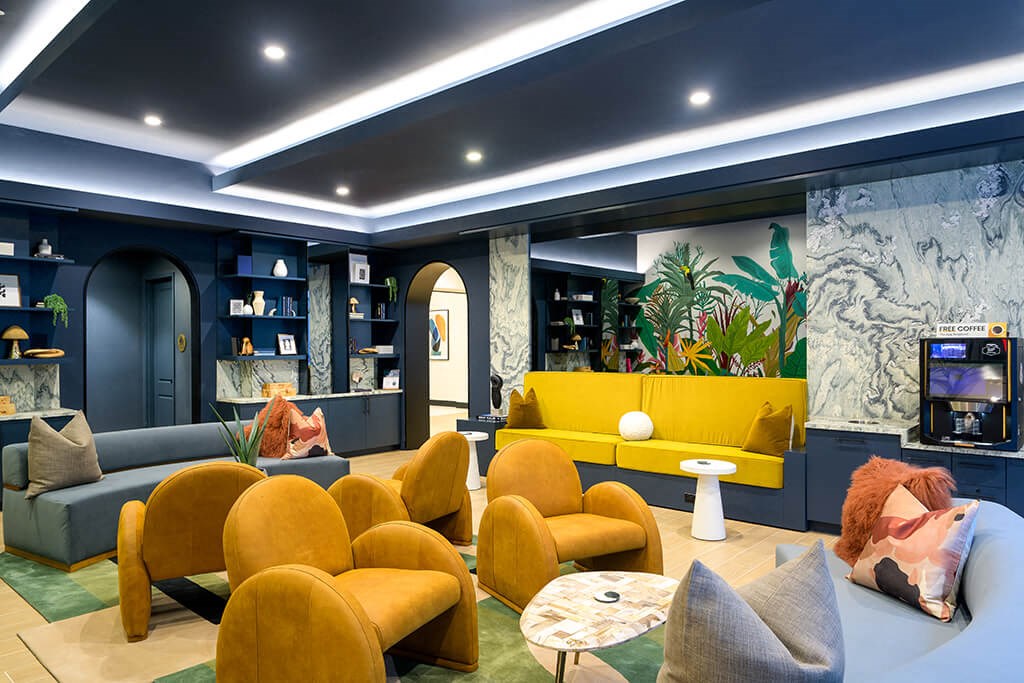 Resident lounge at Coasterra Apartments in Fort Lauderdale FL