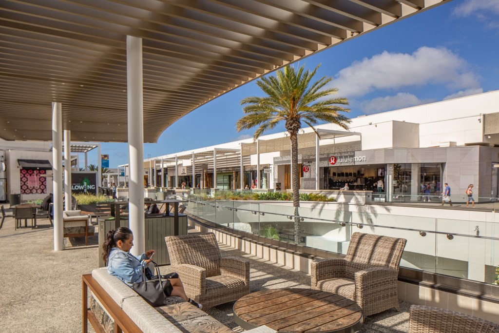 Rivair Apartment Homes