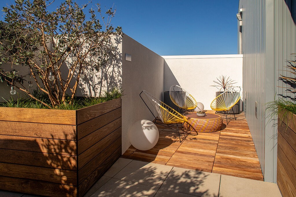 Rooftop Euphoria Nook at Chroma Apartment Homes in Canoga Park CA