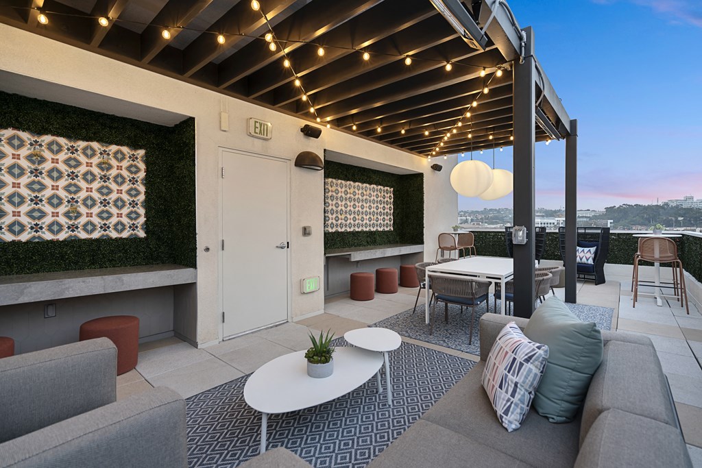 Skydeck with view at Apex apartments in Laguna Niguel CA