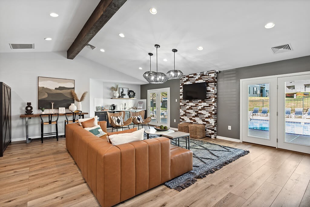 England Run North Apartments is a similar property to Crestview Apartments located in Fredericksburg
