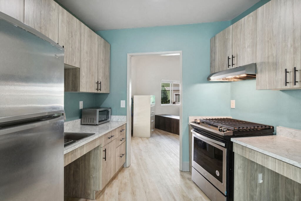 Social Lounge Kitchen at Park Crest Apartments in San Diego CA