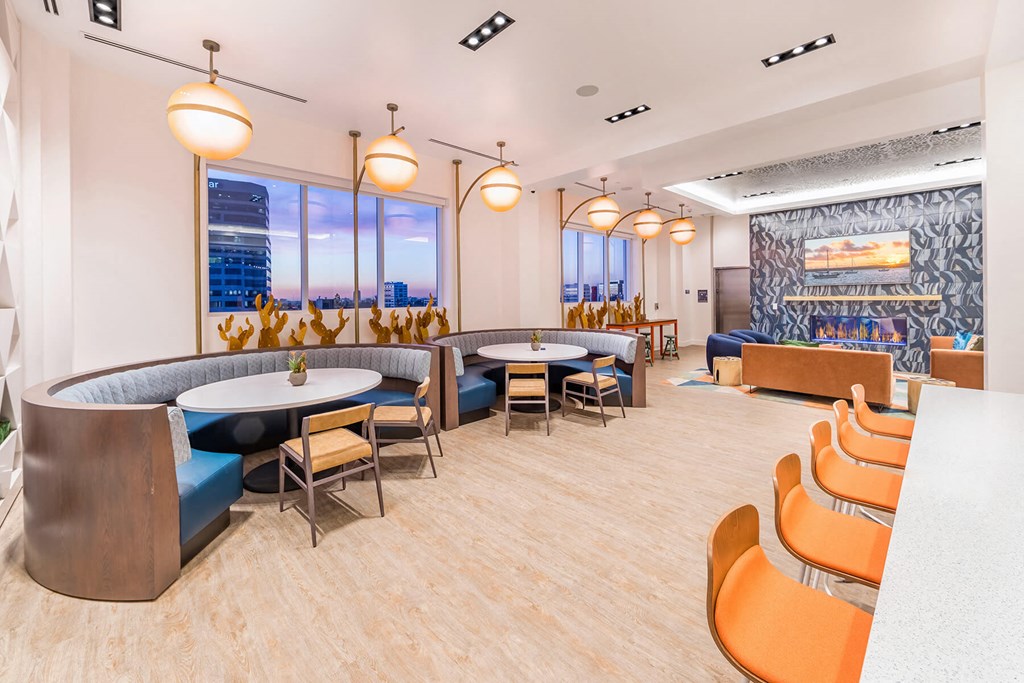 Social Lounge VIP at Vita Apartment Homes in Orange, CA