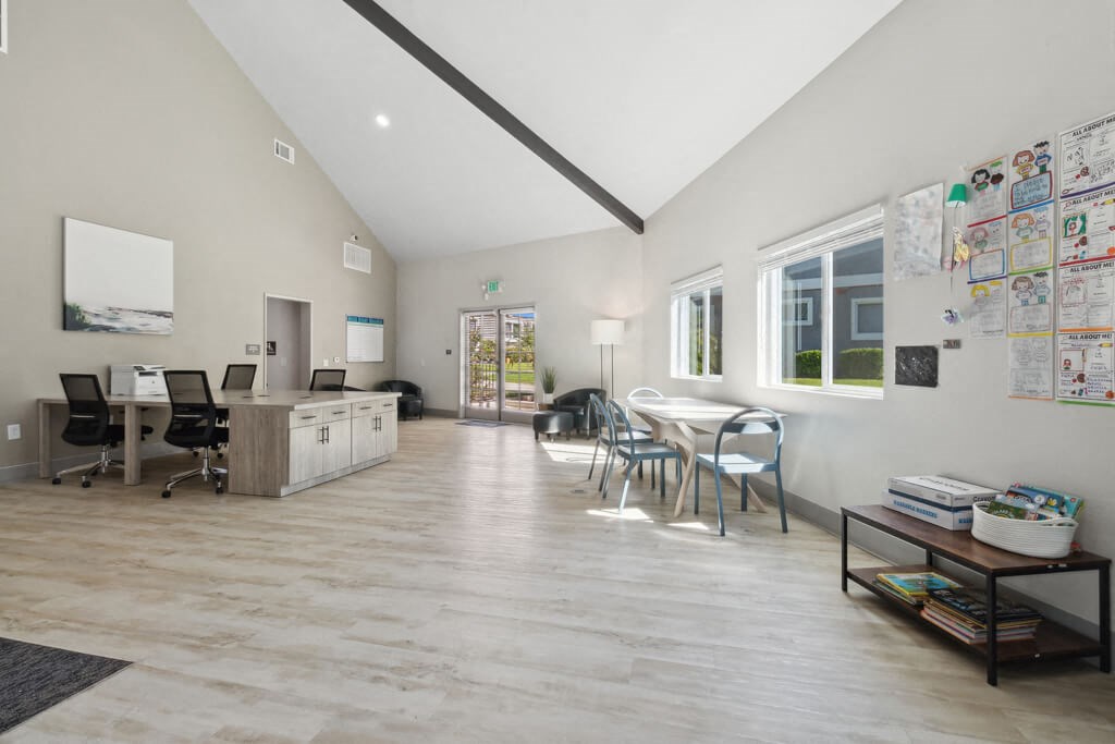 Social lounge work area at Park Crest Apartments in San Diego CA
