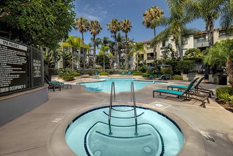 Spa and pool at Campana Crown Valley Apartments in Mission Viejo CA