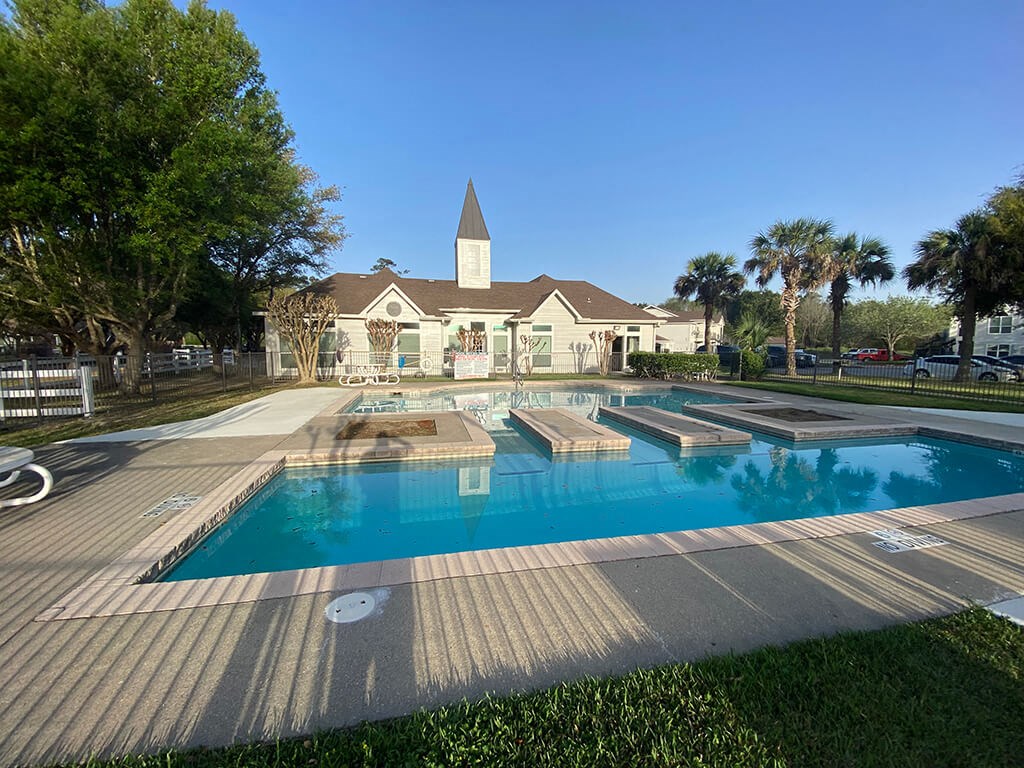 Swimming Pool at Dayton Park Apartments in Dayton TX