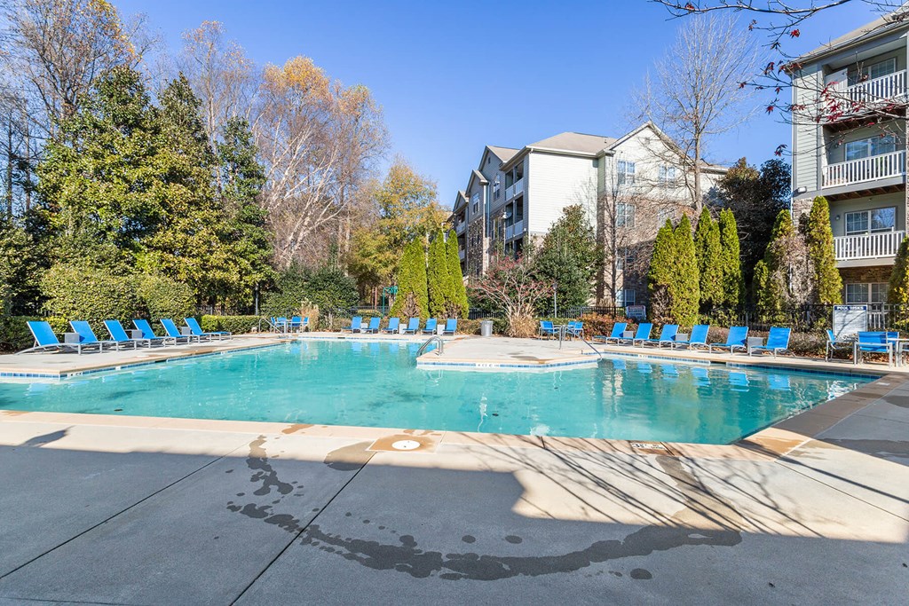 Swimming pool at Longwood Vista Apartments in Atlanta GA