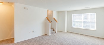Vacant Townhome at Riverwoods, Riverwoods at Towne Square, and Riverwoods at Lake Ridge in Woodbridge VA - Photo Gallery 7