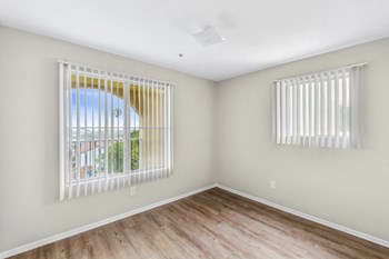 Vacant Apartment Bedroom Window at Harvard Yard Apartments - Photo Gallery 5