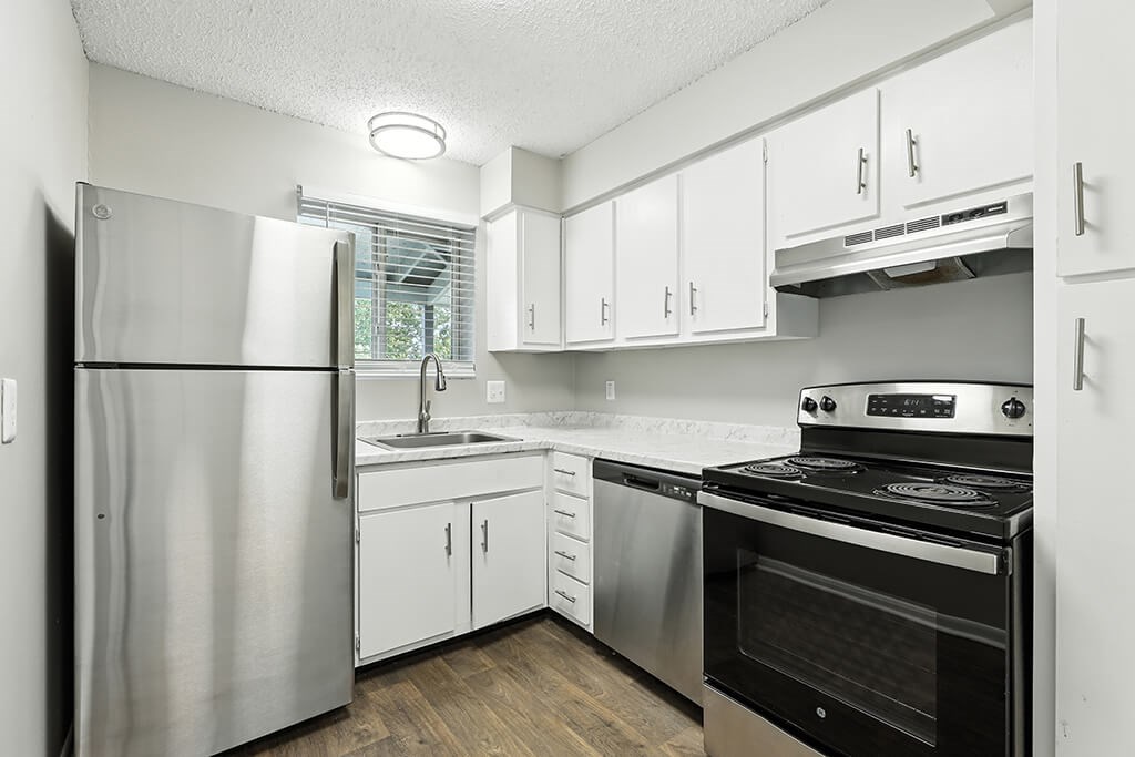 Vacant kitchen at City Side Flats Apartments in Nashville TN