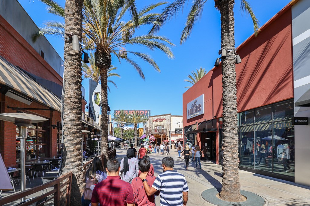 Vita Apartment Homes