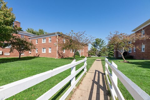 Walking path at Patrick Henry Apartments Arlington VA
