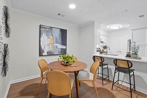 Dining room at Chroma Park Apartments in Austell GA