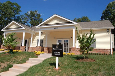 1, 2 and 3 bedroom apartments at Brentwood Apartment Homes in Manassas, VA