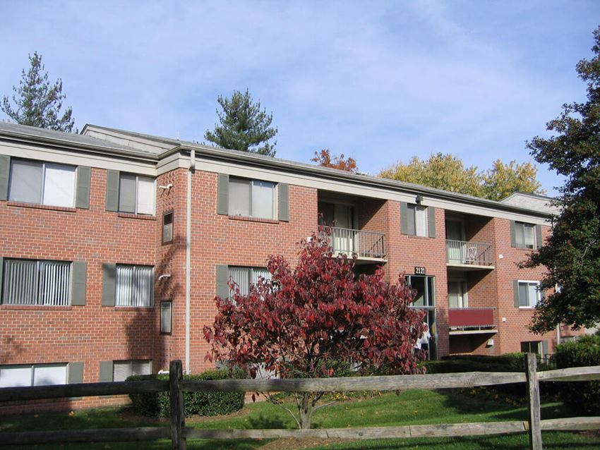Large windows at Oakfield Apartment Homes in Wheaton, MD