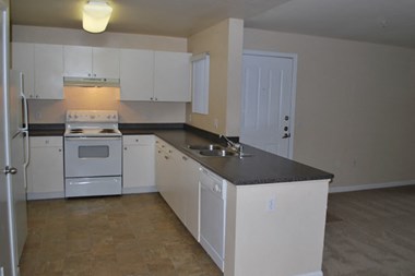 1550 Valley Glen Dr 1-3 Beds Apartment for Rent Photo Gallery 1