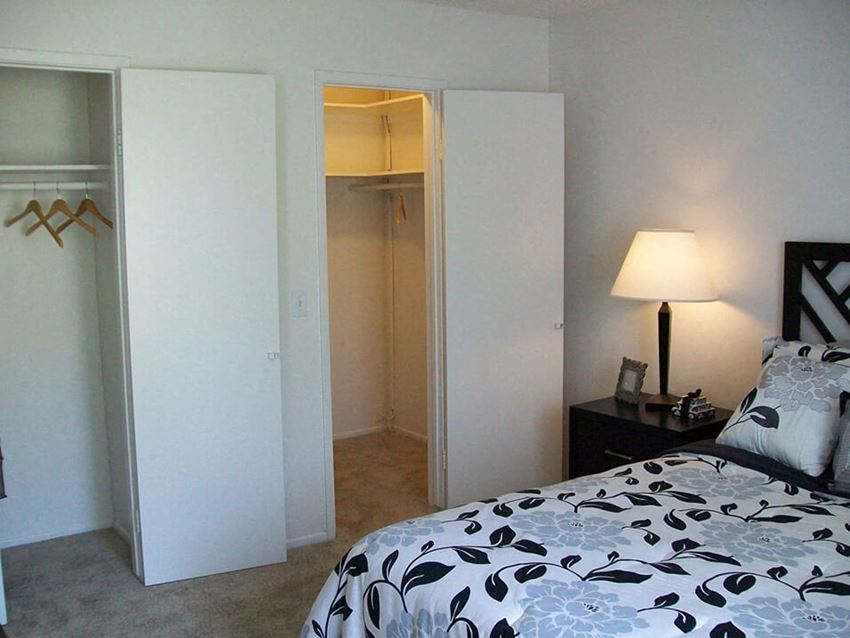 closet space at The Stratton Apartments in San Diego, CA - Photo Gallery