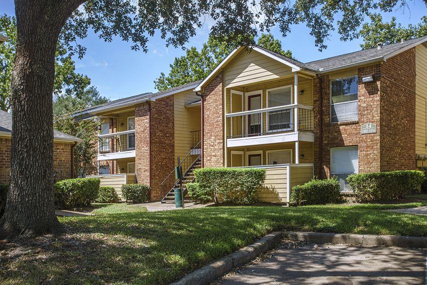 The Edge At Clear Lake Apartments, 2323 Bay Area Blvd, ster, TX