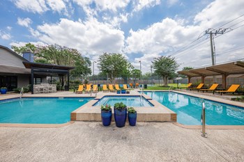 Poolside - Photo Gallery 25