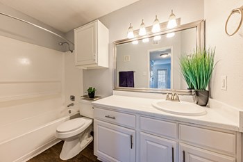 The Domain At Ellington