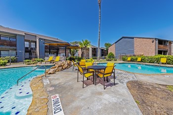 The Domain At Ellington