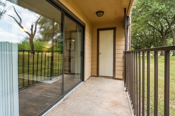 The Madison On The Lake