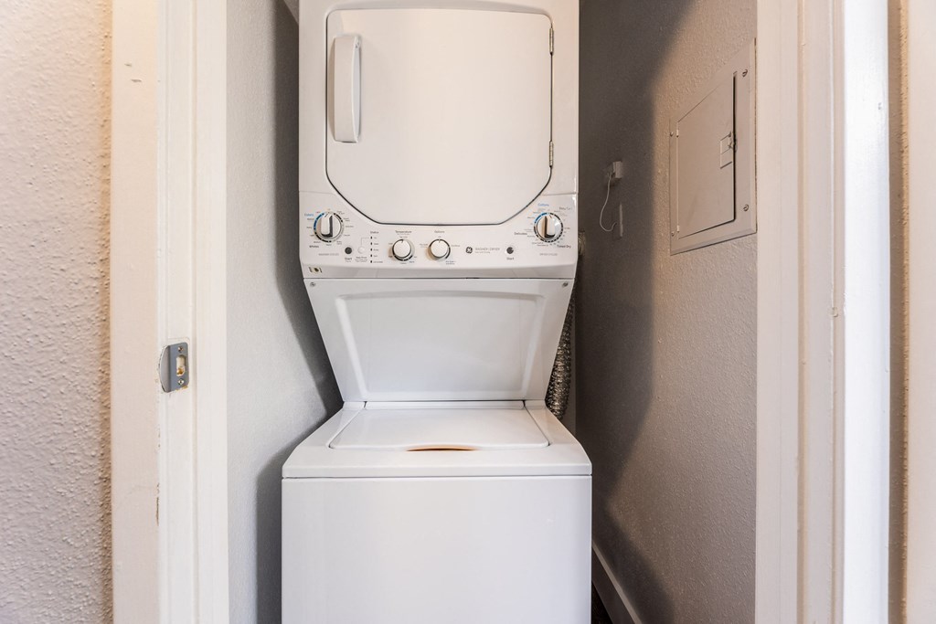IN-Unit Washer & Dryer