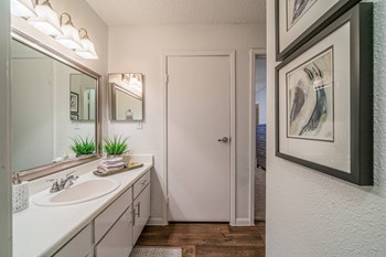 The Parker At Ellington Apartments