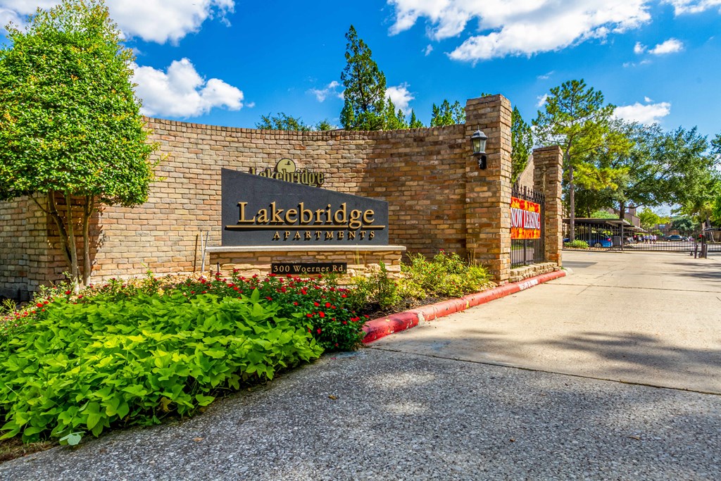 Lakebridge Apartments Houston
