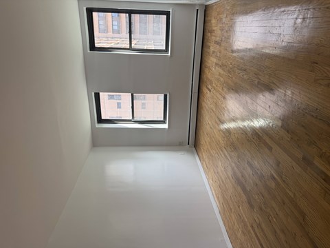 200 Manhattan Ave. And 133 West 104Th Street Studio Apartment for Rent