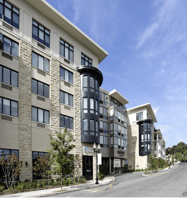 Property Exterior at Infinity Edgewater, Edgewater, NJ, 07020