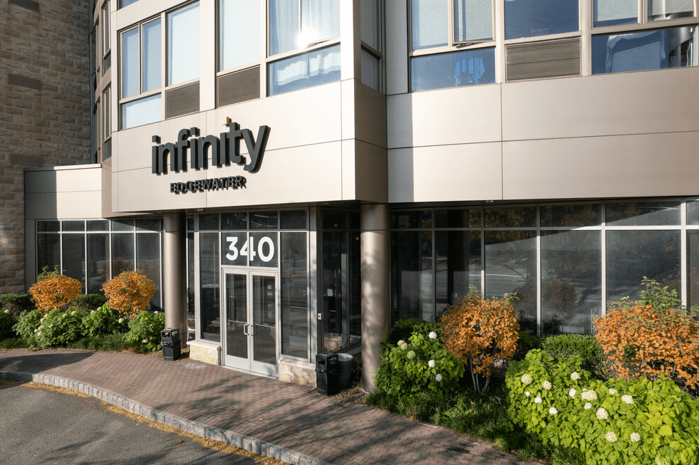 exterior entrance at Infinity Edgewater, Edgewater, 07020