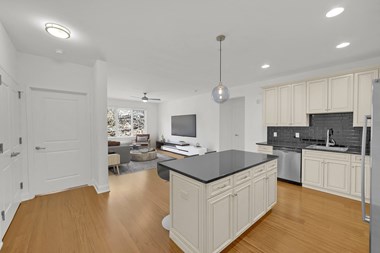 Kitchen Unit at Infinity Edgewater, New Jersey - Photo Gallery 3