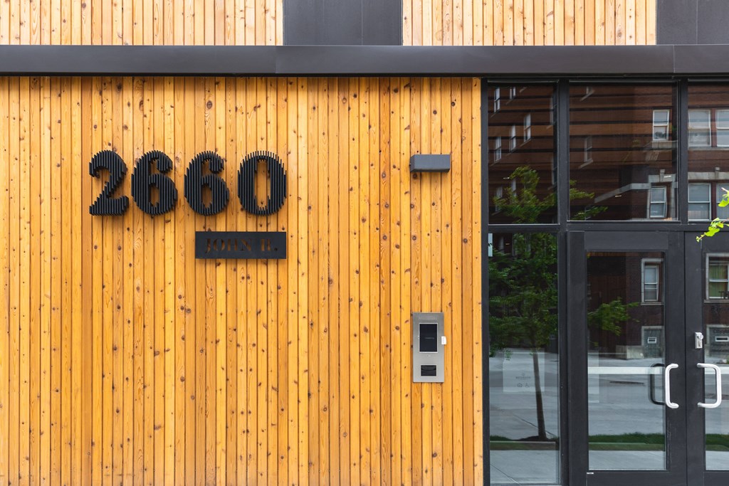 A building with the number 2660 on it.